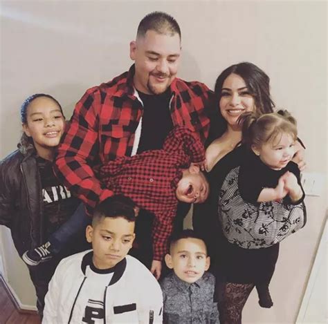 andy ruiz family.